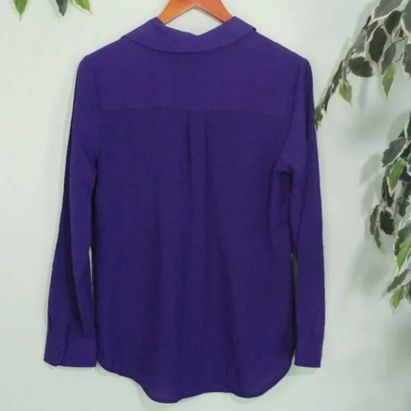 Talbots Button Down Cute Work Wear blouse M - Picture 5 of 9